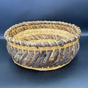 Vintage Rustic Hand Woven Pine Needle Bark Round Basket Cottage core 11" READ